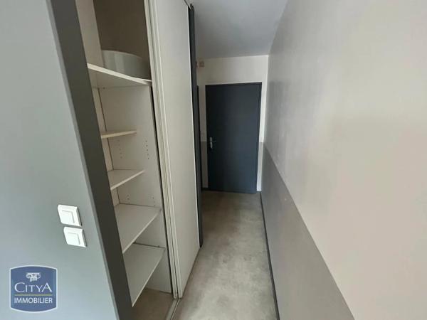 Appartement à louer 1 pièce 19.67m² Cholet (49300)