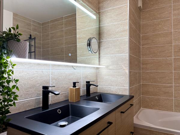 Appartement T3 77m² avec balcon et garage
