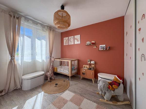 Appartement T3 77m² avec balcon et garage