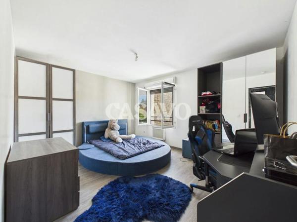 Vente Maison 6 pièces de 128m² - 95110 Sannois