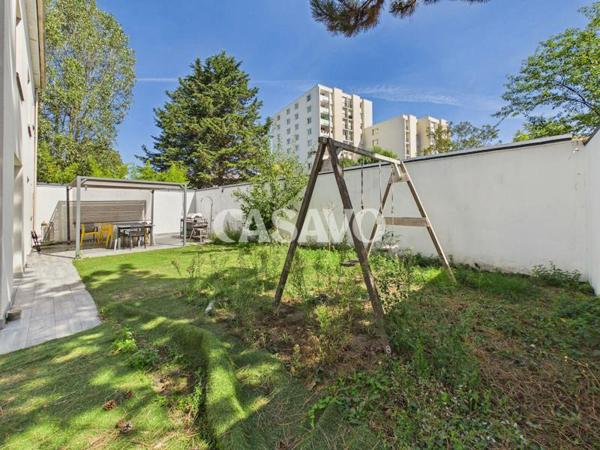 Vente Maison 6 pièces de 128m² - 95110 Sannois
