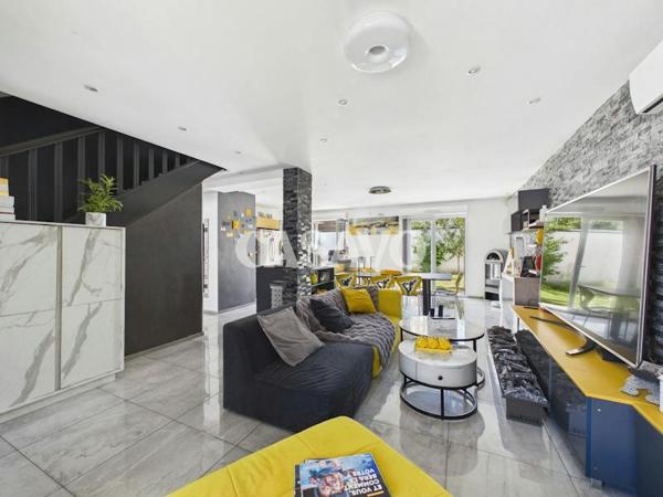 Vente Maison 6 pièces de 128m² - 95110 Sannois