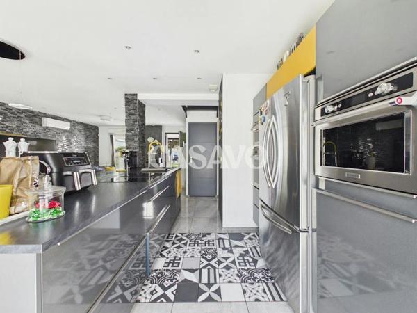 Vente Maison 6 pièces de 128m² - 95110 Sannois