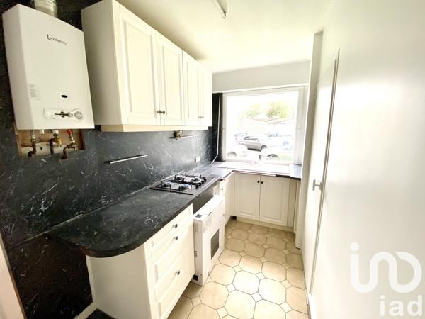 Appartement 2 pièces de 45 m² à Évry (91000)