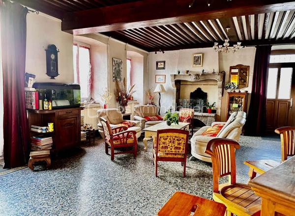 Maison ancienne de 290 m²