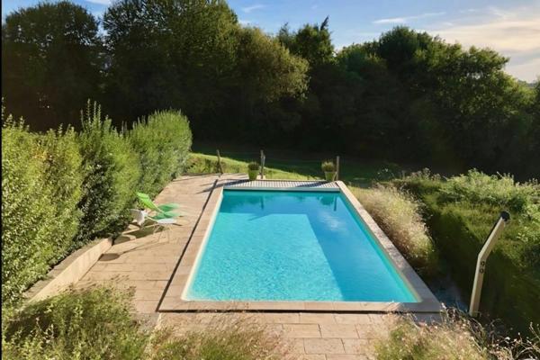 Maison à vendre 380 000 € Uzerche 10 p 300 m² DPE D