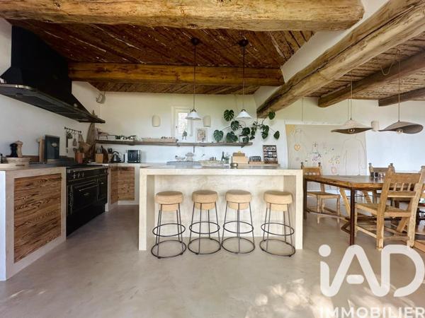 Maison à vendre 9 pièces 250 m² Fayence