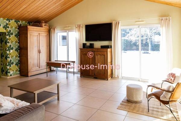 Maison à vendre 8 pièces de 241 m²