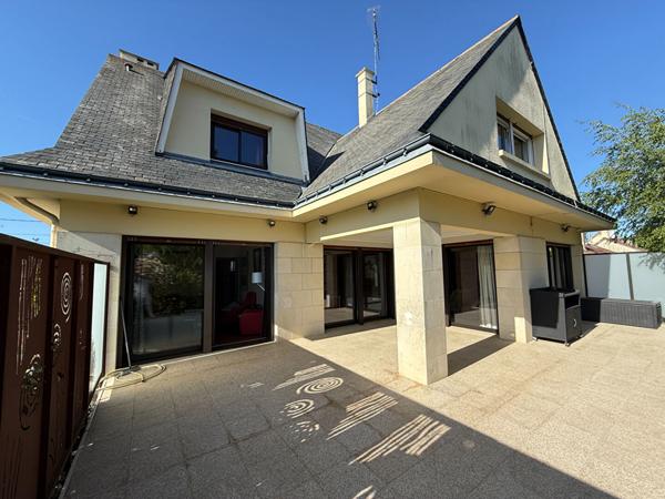 Maison Rambouillet 8 pièces 222 m2