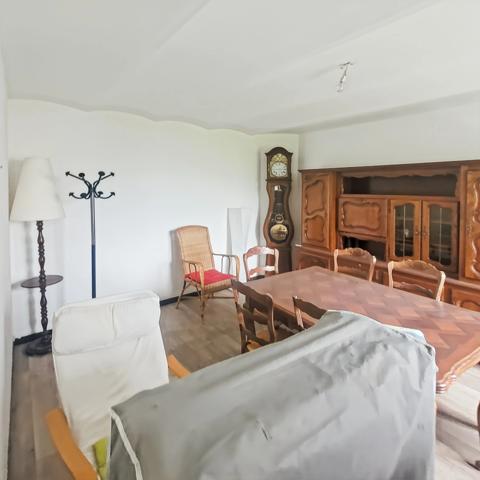 Dpt Gard (30), à vendre secteur Chantilly belle maison mitoyenne à rénover 115m² environ sur un terrain clos de 892m².