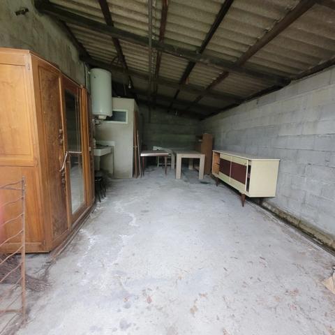 Dpt Gard (30), à vendre secteur Chantilly belle maison mitoyenne à rénover 115m² environ sur un terrain clos de 892m².