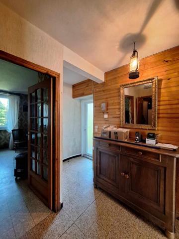 Maison rénovée montagne noire très proche Lac de Laprade avec jardin et garage