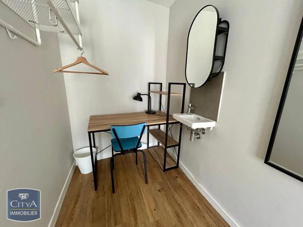 Appartement à louer 4 pièces 68.39m² Orléans (45000)