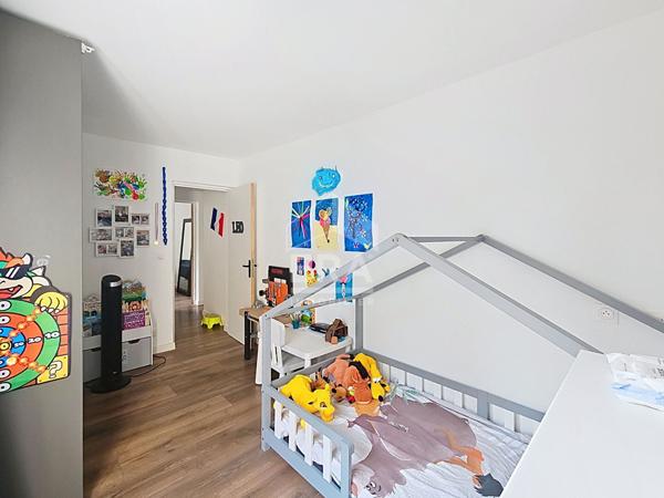 Appartement 3 pièces sur Jonquières climatisé entierement rénové  Rare sur le marché !