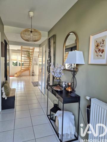 Maison à vendre 6 pièces 148 m² Saint-Pierre-du-Perray