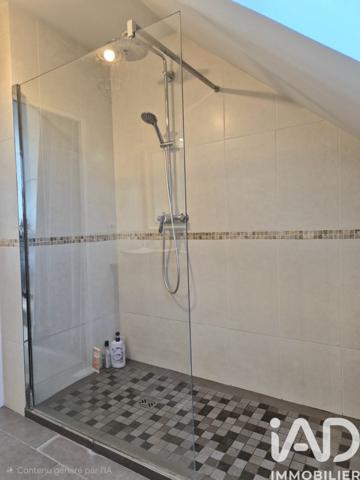 Maison à vendre 6 pièces 148 m² Saint-Pierre-du-Perray