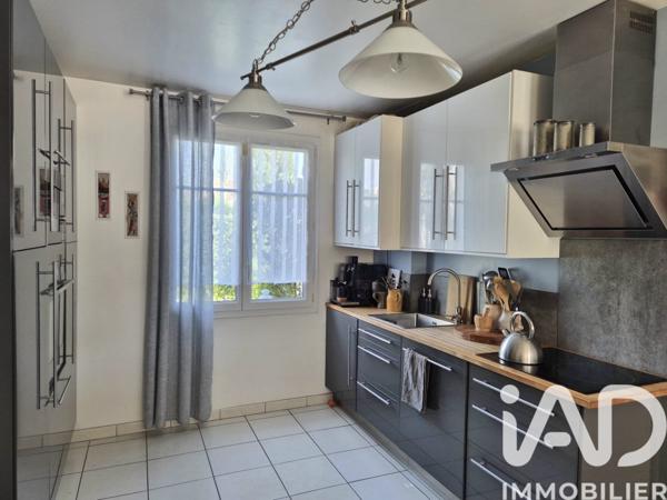 Maison à vendre 6 pièces 148 m² Saint-Pierre-du-Perray