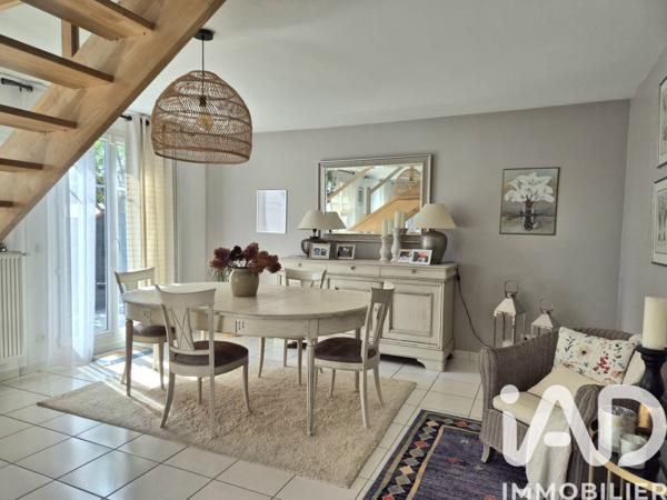 Maison à vendre 6 pièces 148 m² Saint-Pierre-du-Perray