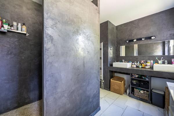 Maison 7 pièce(s) 203 m2