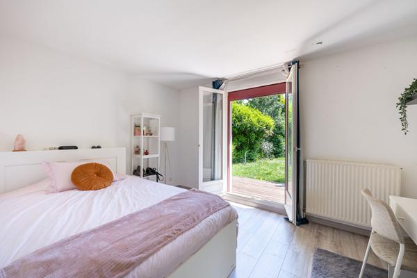 Maison 7 pièce(s) 203 m2