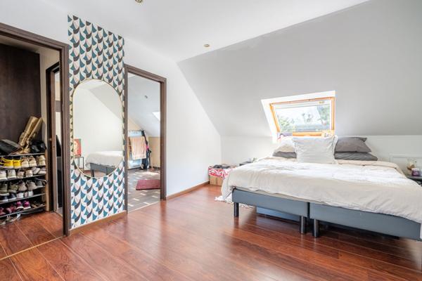 Maison 7 pièce(s) 203 m2