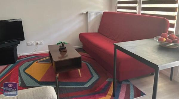 Appartement à louer 2 pièces Corbeil-Essonnes (91100)