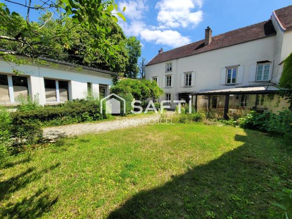 Maison 10 pièces - 298m²