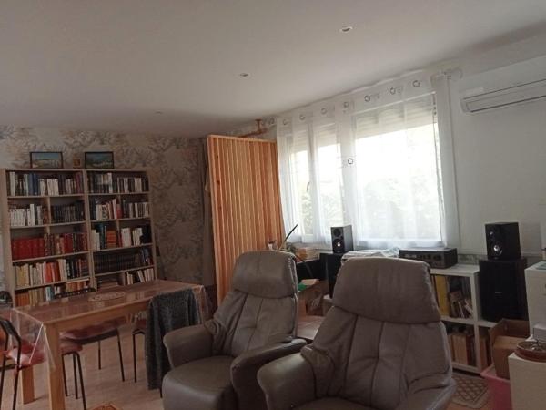 MAISON DE PLAIN-PIED RENOVEE