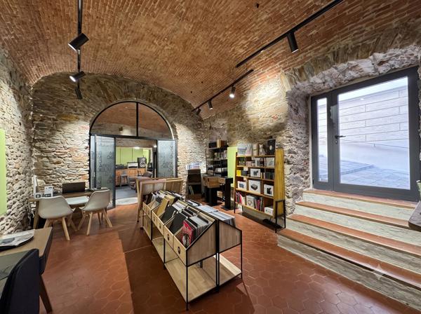 Location local commercial professionnel Bastia Centre