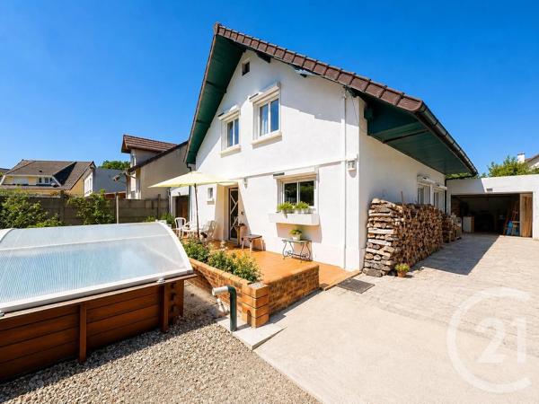 Maison à vendre  5 pièces - 133,16 m 2   MONTFERMEIL  - 93