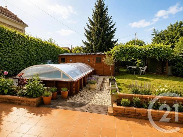 Maison à vendre  5 pièces - 133,16 m 2   MONTFERMEIL  - 93