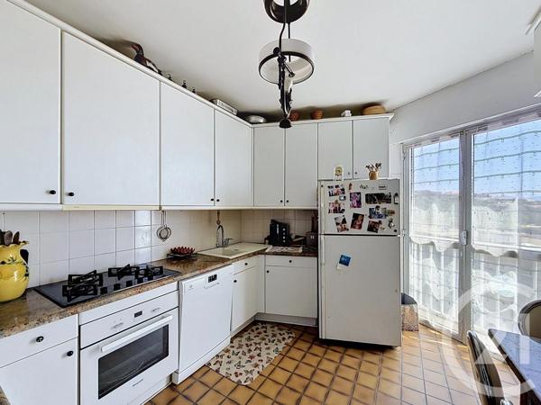 Appartement F3 à vendre  3 pièces - 79,80 m 2   AJACCIO  - 201