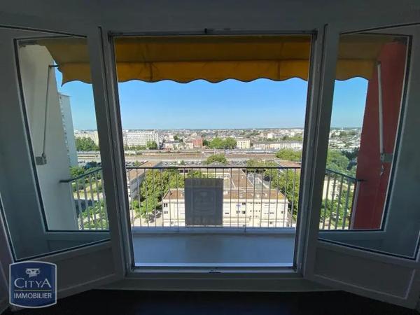 Appartement à louer 3 pièces 57.74m² Orléans (45000)