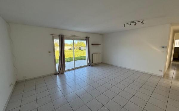 Maison à louer    5 pièces •  Dompierre-sur-Mer