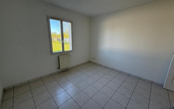 Maison à louer    5 pièces •  Dompierre-sur-Mer