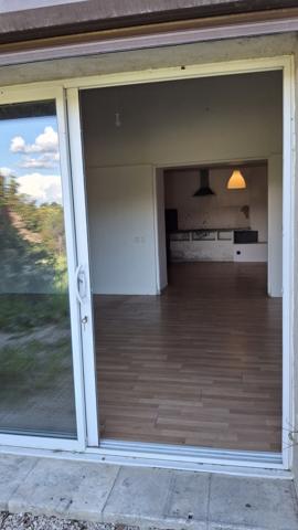 Grand domaine agricole dans le coeur du sud LUBERON