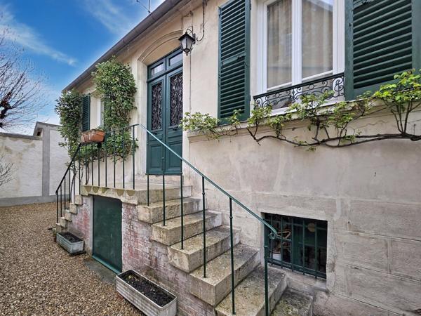 Belle maison familiale proche A13 et gares au calme de la vallée de la Seine