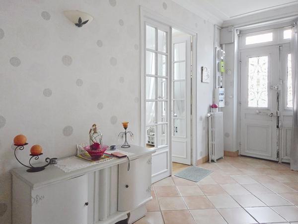 Belle maison familiale proche A13 et gares au calme de la vallée de la Seine