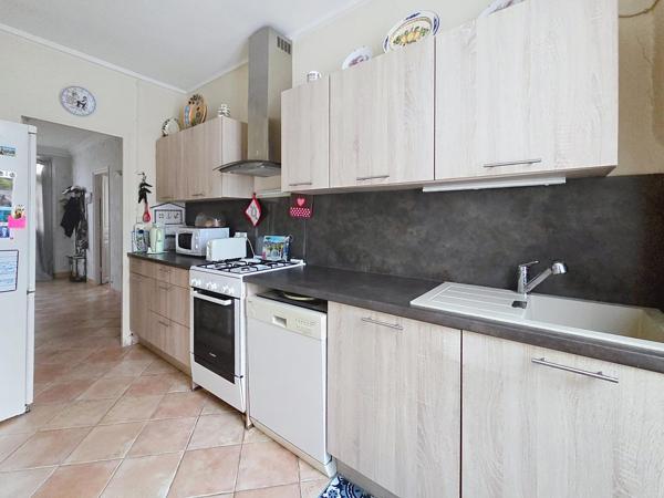 Belle maison familiale proche A13 et gares au calme de la vallée de la Seine