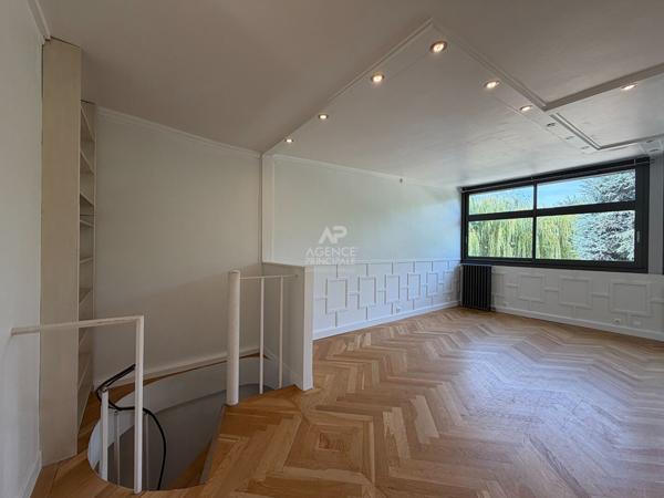 "Versailles Clagny-Glatigny" ? Élégante maison de caractère de 105 m² avec jardin, dans un environnement privilégié ! Loyer 2 250 €/mois charges comprises **  - Référence  28451