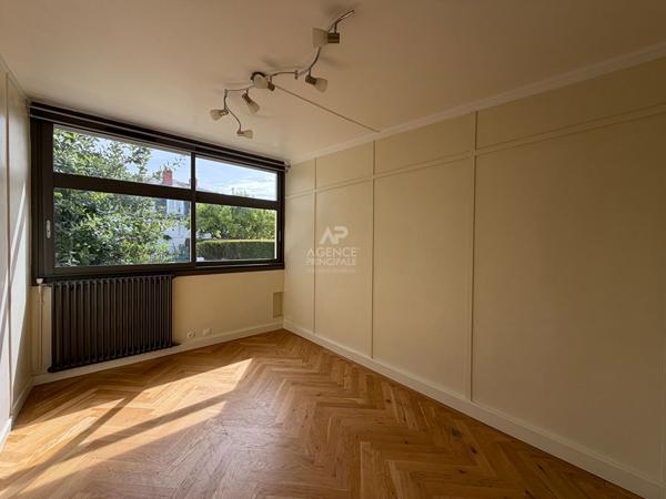 "Versailles Clagny-Glatigny" ? Élégante maison de caractère de 105 m² avec jardin, dans un environnement privilégié ! Loyer 2 250 €/mois charges comprises **  - Référence  28451