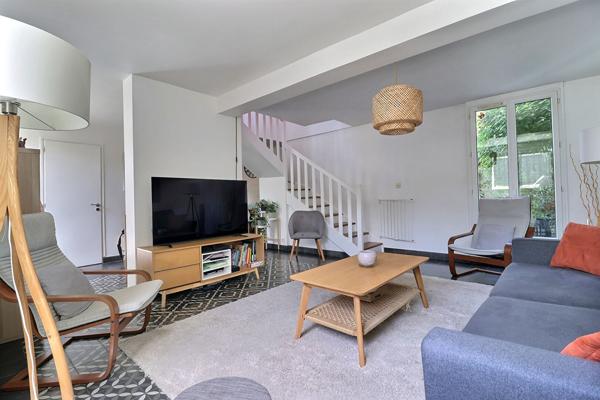 Maison Colombes 3 pièce(s) 90 m2 COLOMBES SECTEUR MARCHÉ MARCEAU