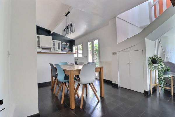 Maison Colombes 3 pièce(s) 90 m2 COLOMBES SECTEUR MARCHÉ MARCEAU
