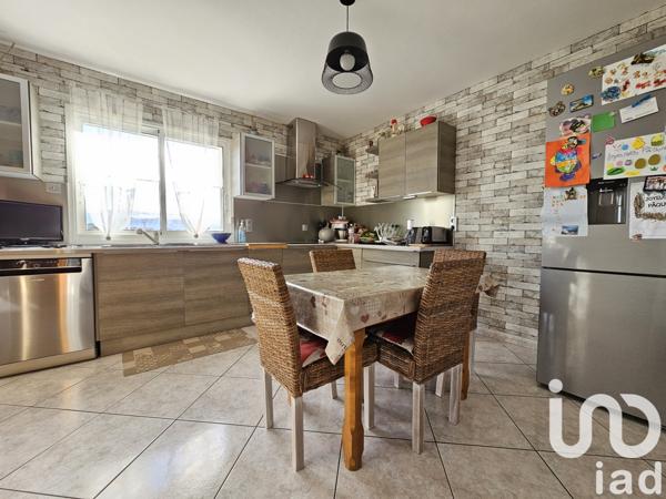 Maison à vendre 6 pièces 150 m² Saleilles