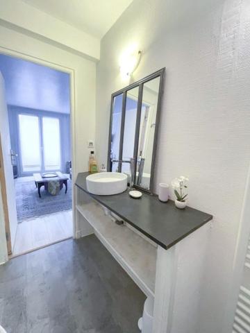 Appartement T2 bord de mer à 50m à pieds  29680 Roscoff