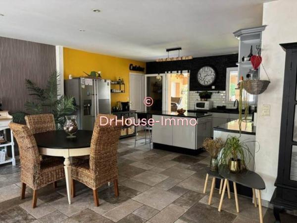 Maison à vendre 6 pièces de 142 m²