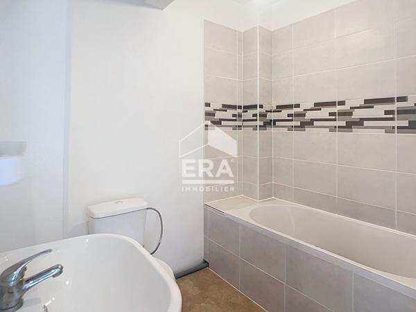 A VENDRE MARSEILLE 13014 LE CANET APPARTEMENT TYPE 2 AVEC BALCON ET CAVE