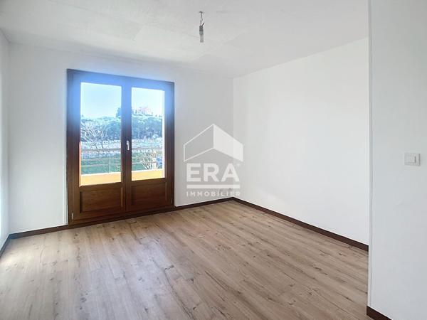 A VENDRE MARSEILLE 13014 LE CANET APPARTEMENT TYPE 2 AVEC BALCON ET CAVE