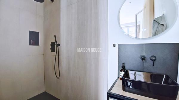 Appartement T2 lumineux, rénové à neuf à 400 m du marché