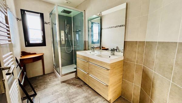 Maison contemporaine de 2022